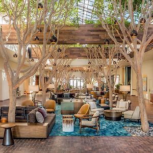 Portola Hotel&Spa